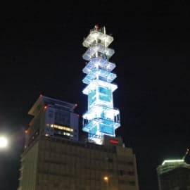 NTTドコモ神戸ビルの灯り
